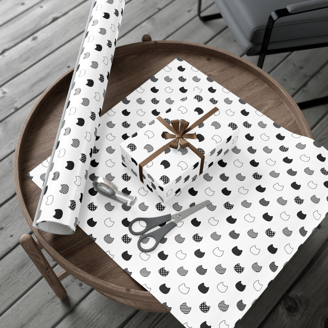 Patterned Black and White Cat Head Gift Wrap